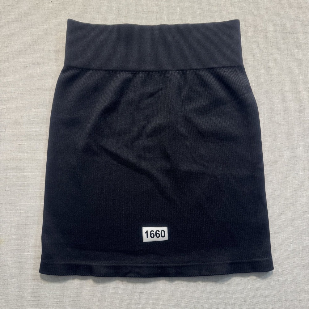 OQQ Ribbed Mini Skirt Women‎ Sz M Pre-Owned